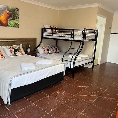 Spanish Lace Motor Inn Townsville Exterior photo