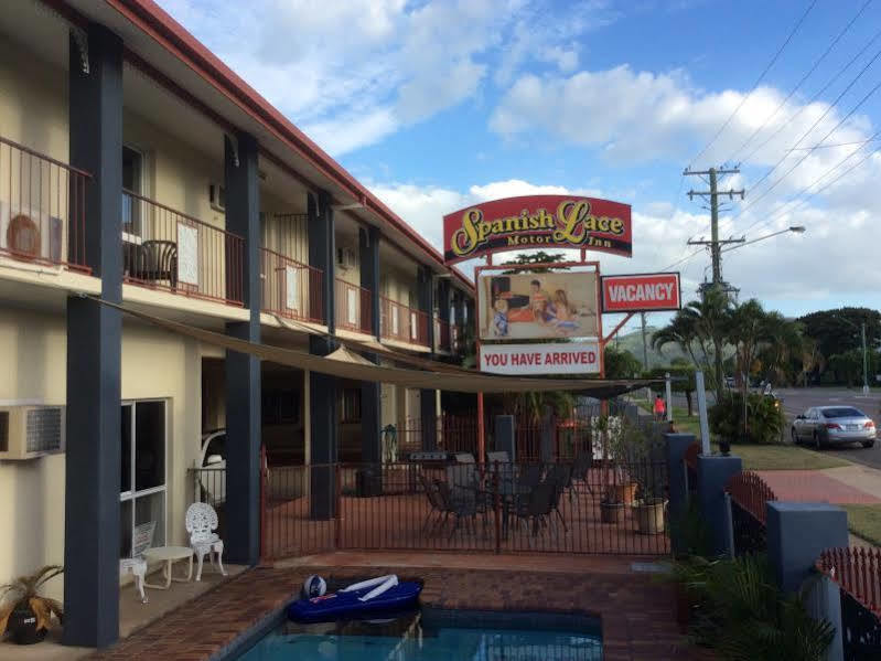 Spanish Lace Motor Inn Townsville Exterior photo