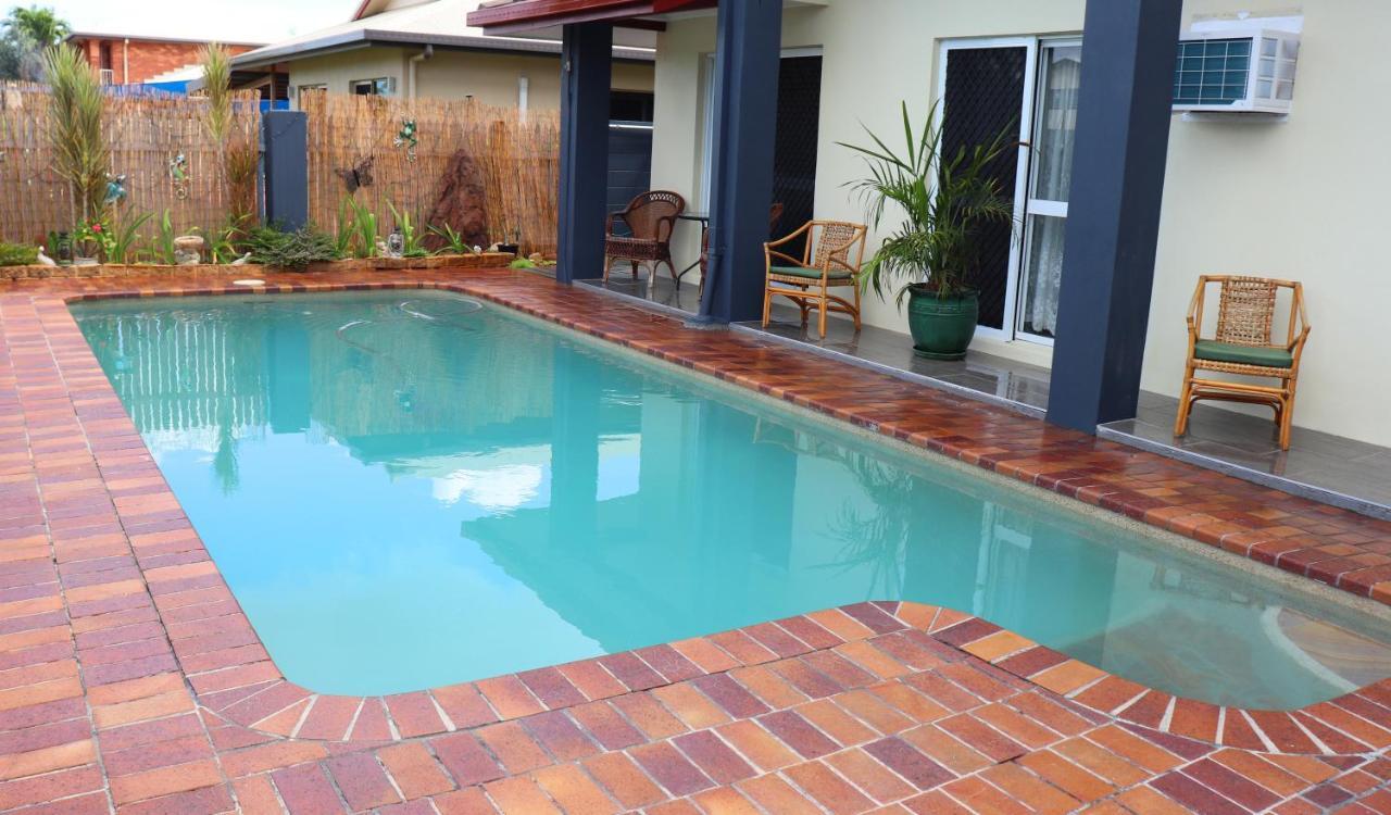 Spanish Lace Motor Inn Townsville Exterior photo